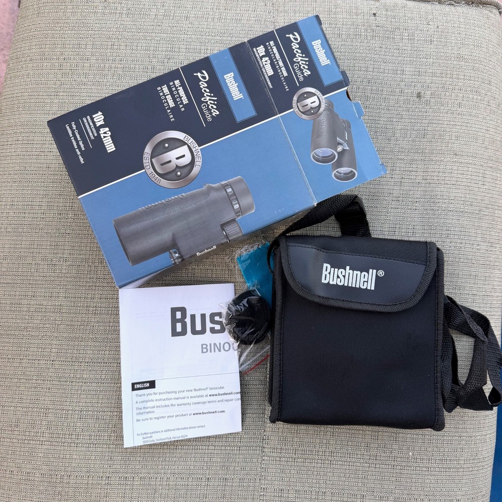 Bushnell Pacifica Guide 10x42mm Binocular