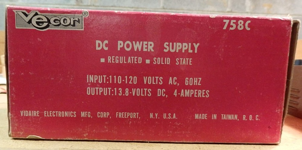 Vecor Model 758C 4 amp, 12VDC solid state, regulated power supply