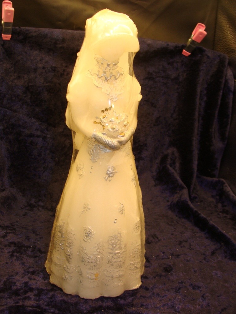 BRIDE CANDLE ~ 10”x4” ~ Excellent Condition ~