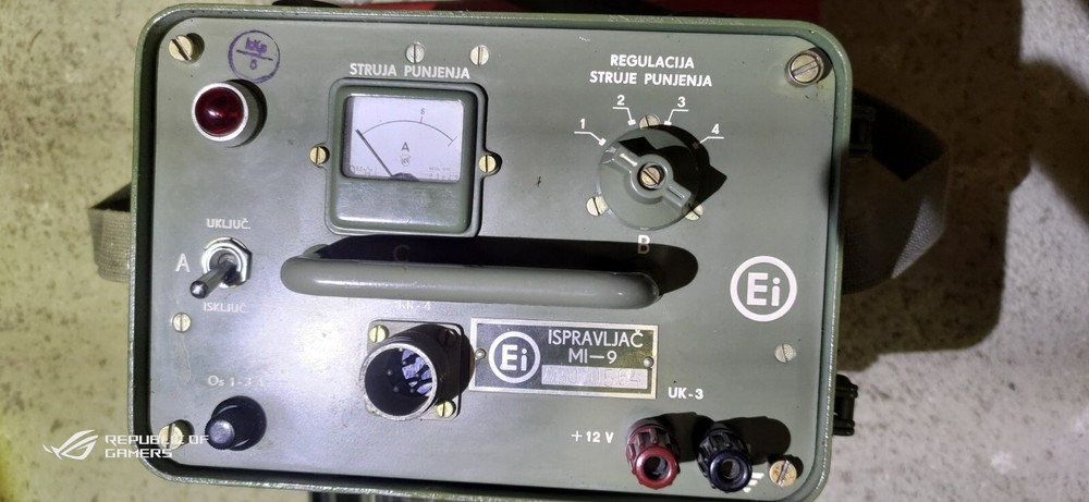 Yugoslavian military battery charger