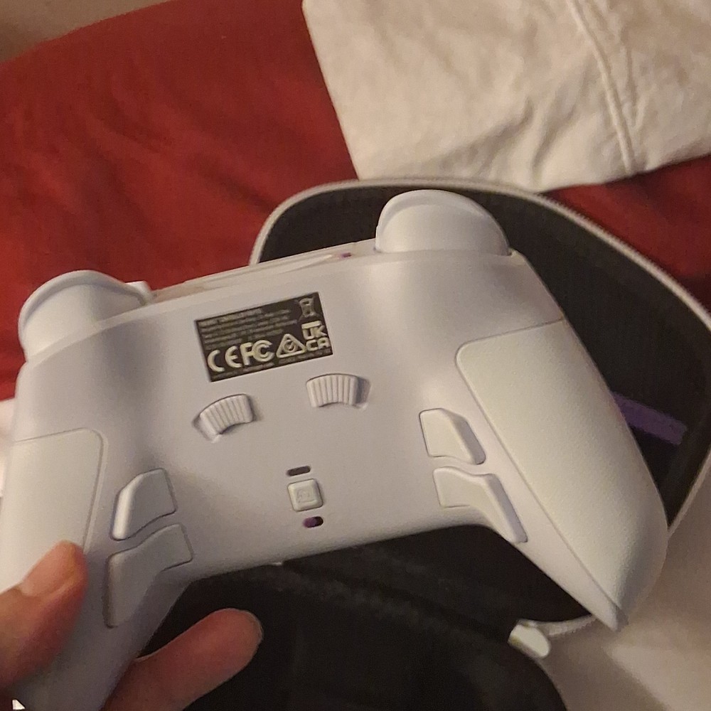 Victrix Pro BFG Controller Bundle Carrying Case Thumbsticks D-pad Screwdriver