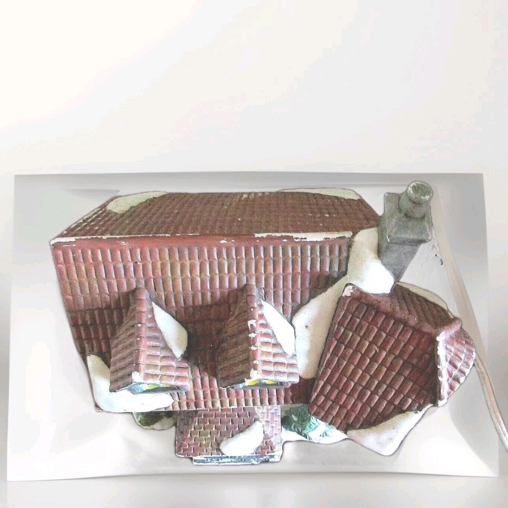 Old Country Fall / Winter Charming Light up Building