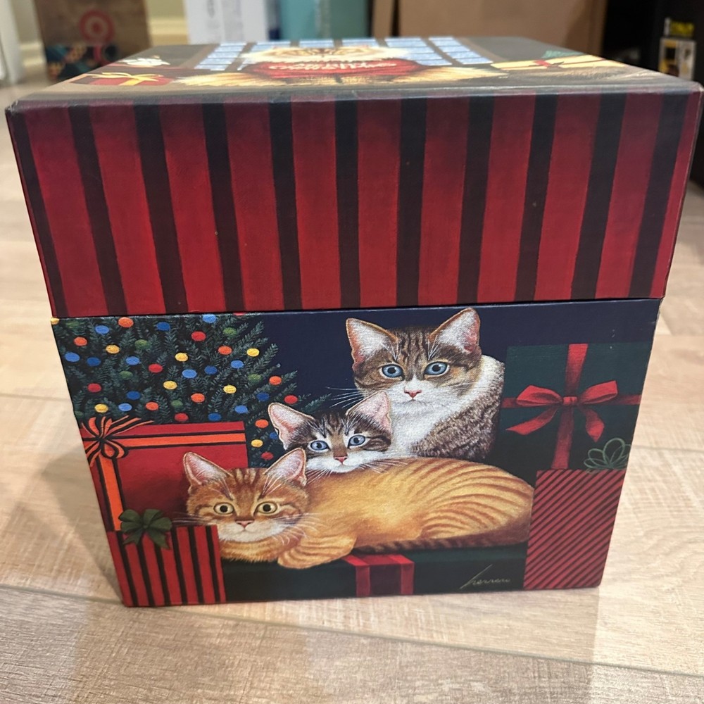 BOBS BOXES CHRISTMAS CAT STURDY CUBE BOX
