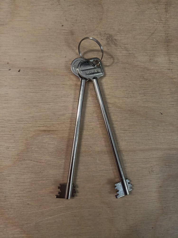 Swing Bolt Gun Safe Electronic Lock Set (Motor-driven) - (Make an Offer)