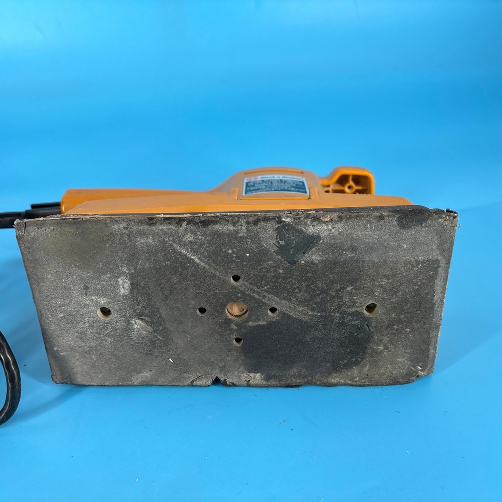 Black And Decker Duel Action Sander Double Insulated