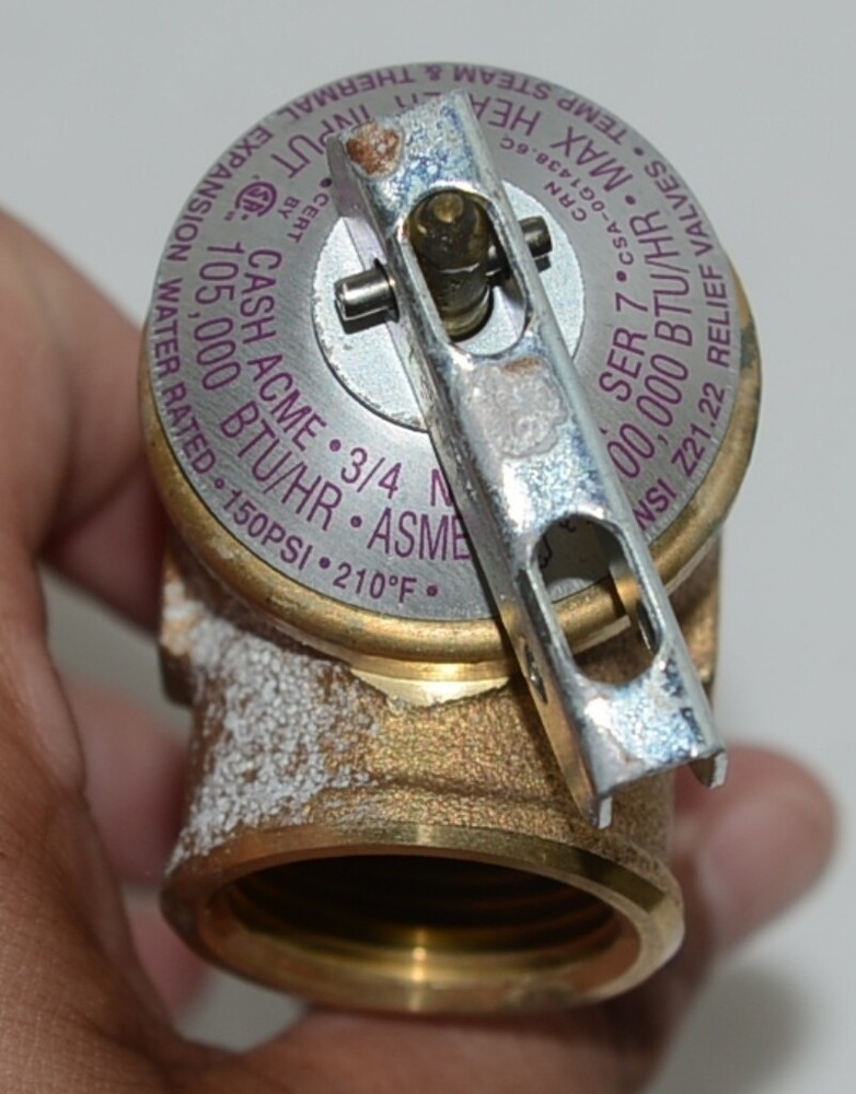 Cash Acme NCLX 5LX 19783 0150 3/4" Extended Inlet Pressure Relief Valve