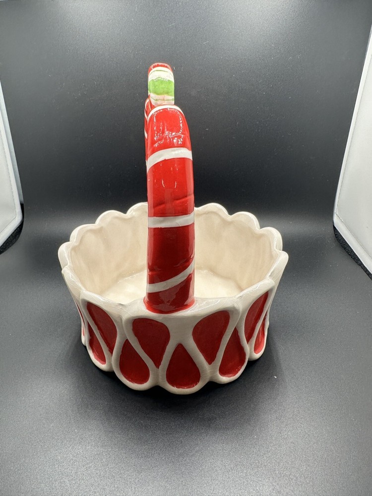 Ceramic Peppermint Basket
