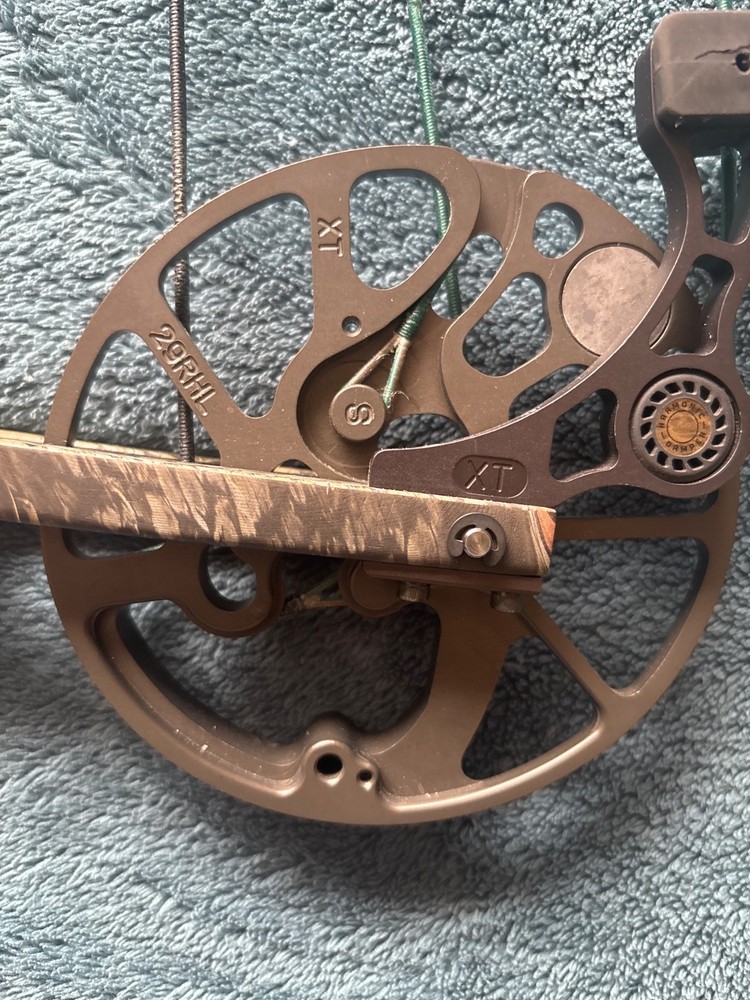 Mathews Switchback XT. 29/70. RH