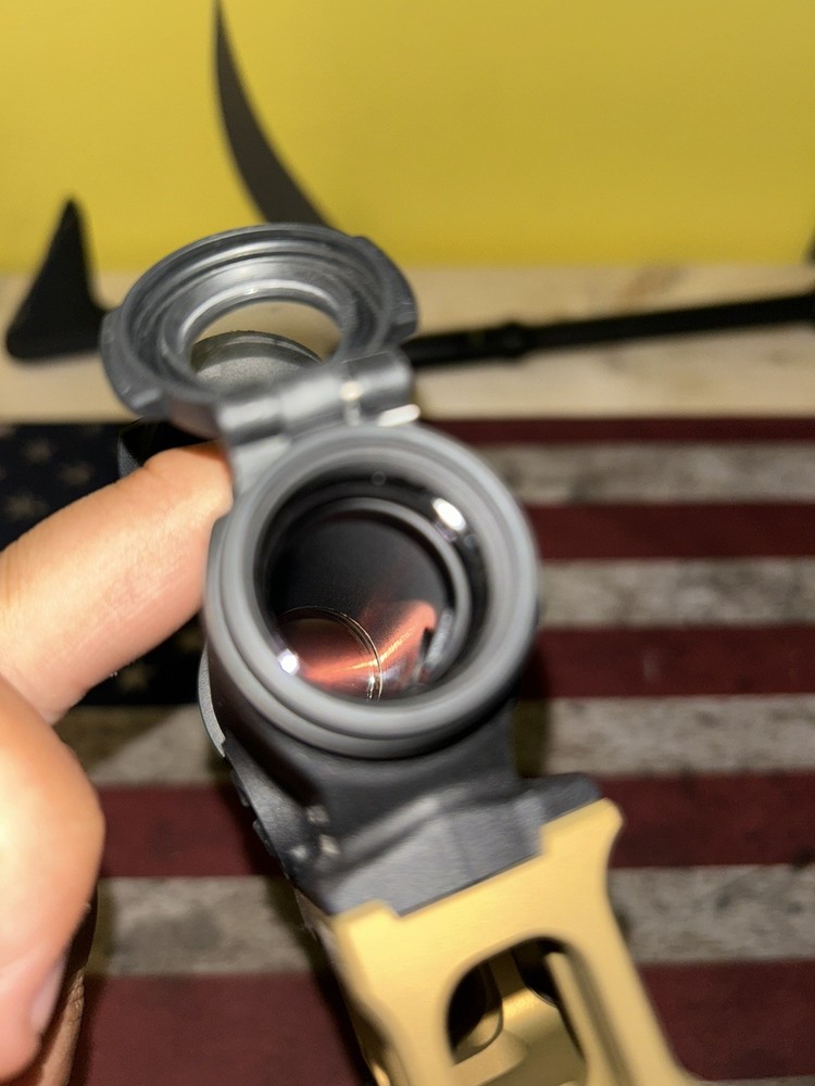 Aimpoint Duty RDS Red Dot w/ Unity Mount