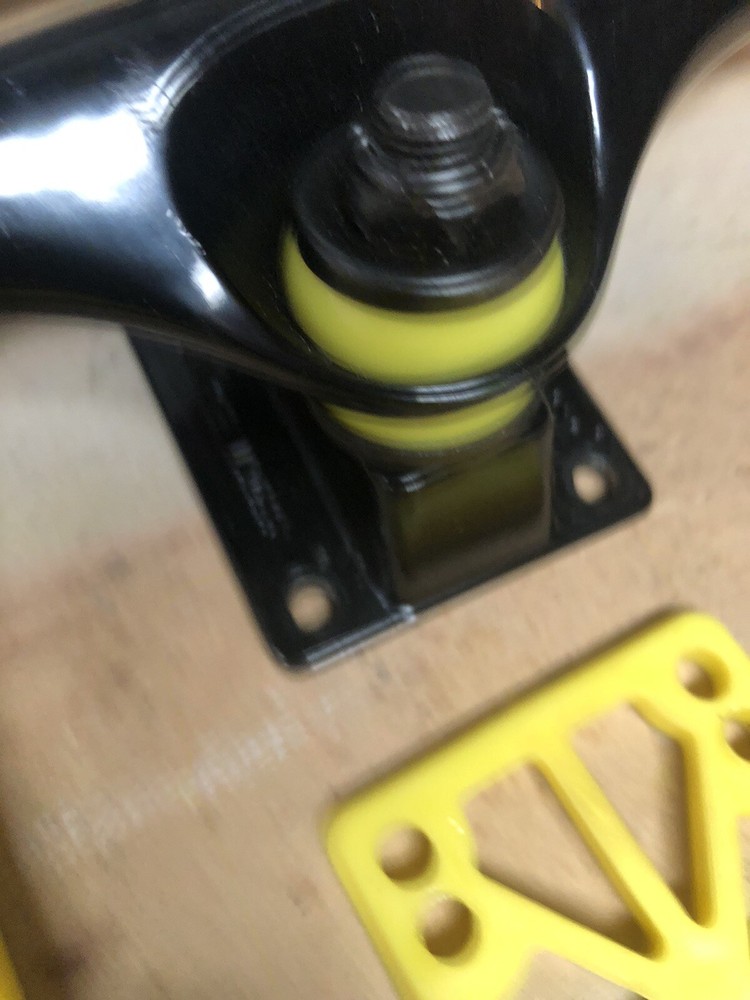 Kryptonics Skateboard Trucks 'Since 1965' ￼