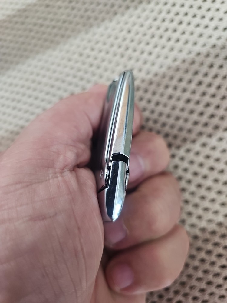 Vintage Ronson Varaflame Premier Silver Chrome Lighter