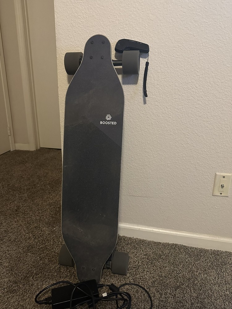 Boosted BPN102044 Stealth Electric Longboard - Black