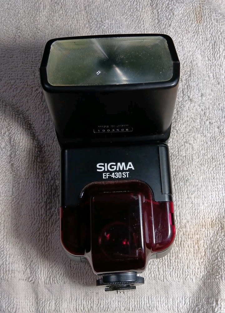 Vintage Camera Flash Electronic SIGMA EF-430 ST  (See Description)