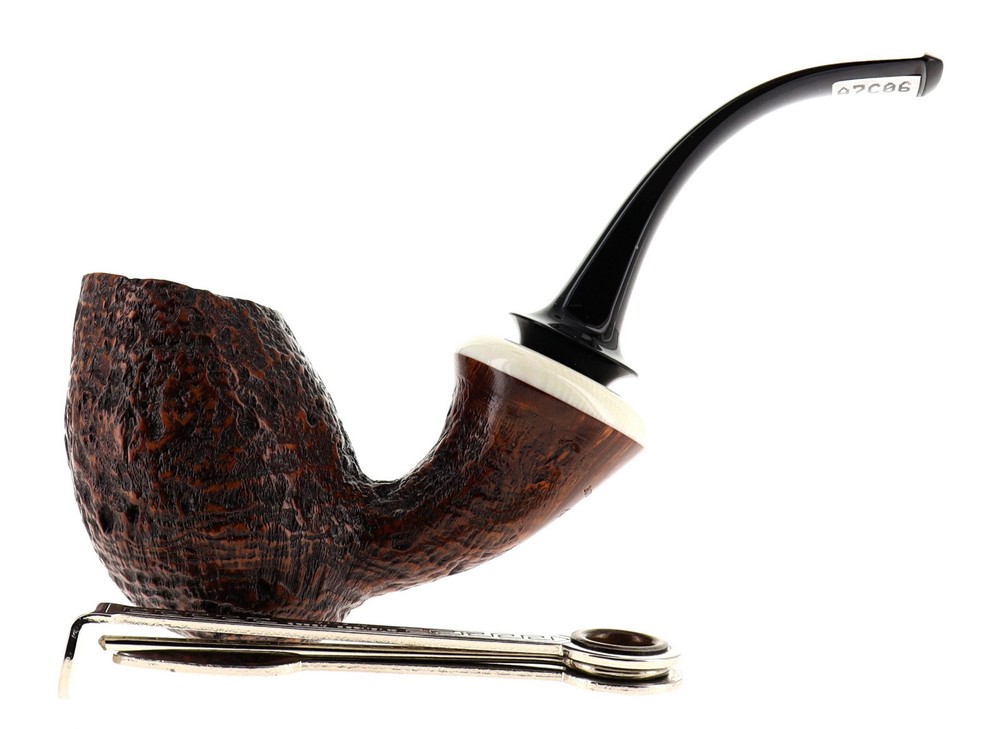 Pipe C-pipe GRUPPO 6 brown smooth shape freehand egg