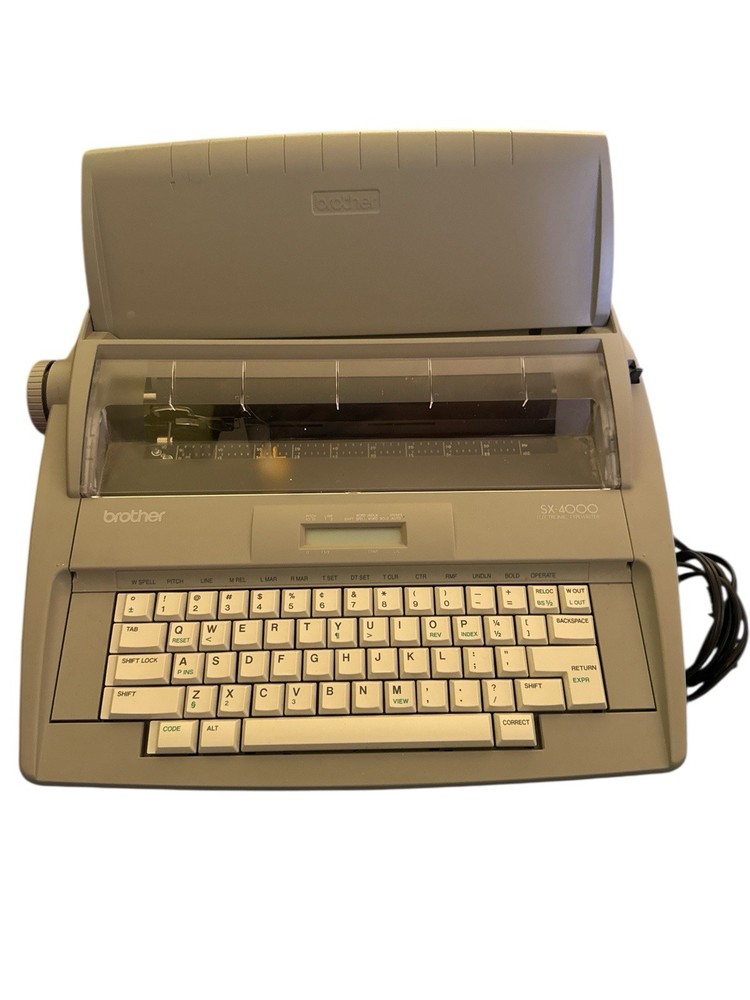 Brother SX-4000 LCD Digital Display Electronic Typewriter