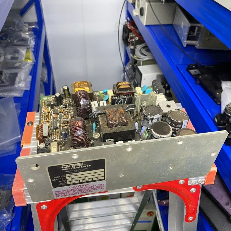 Oriel Instruments 68888 Power Supply