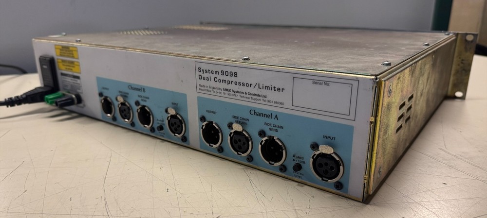 Amek System 9098 Dual Compressor/Limiter by Rupert Neve