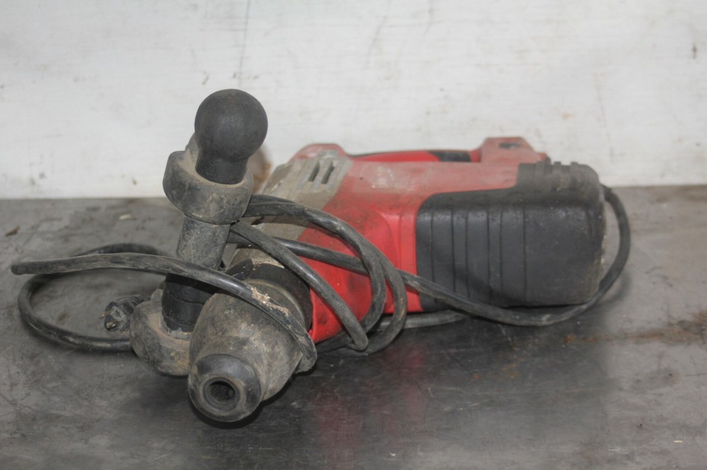 Milwaukee Demolition Hammer 5446-21