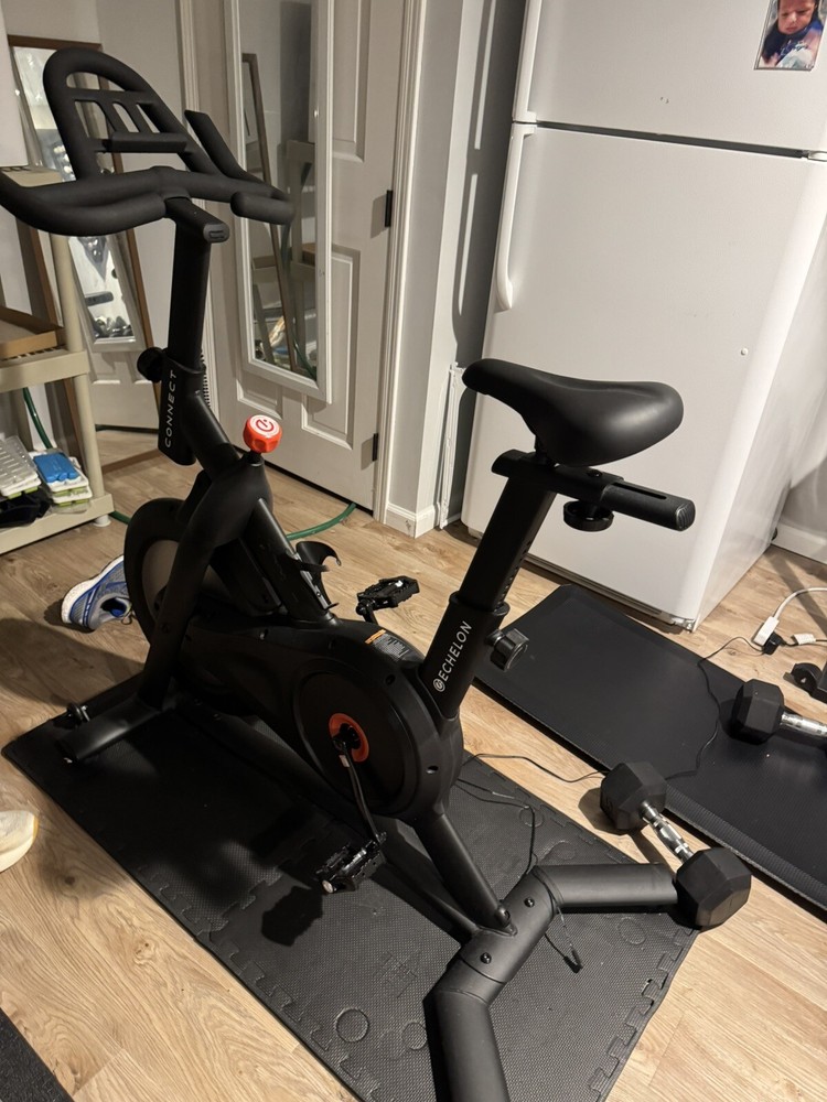 Echelon Connect Indoor Cycling Exercise Bike