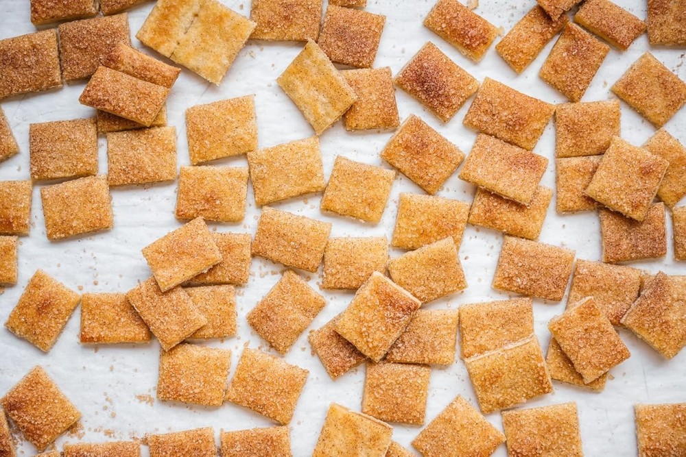 Cinnamon Sugar Pie Chips - Crunchy Cookie Crisp - Buttery Cinnamon Snacks for...