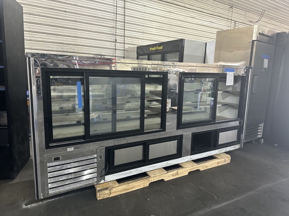 Leader HDL118SC- Refrigerated Deli Case