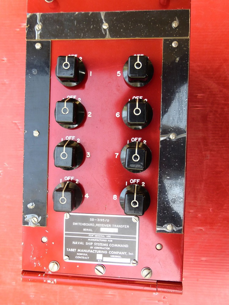SB-3195/U SWITCHBOARD FOR RECEIVER SELECTING ABOARD NAVAL SHIPS UNUSED