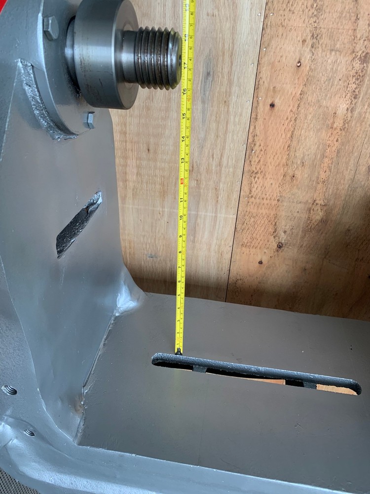 Manual metal spinning lathe