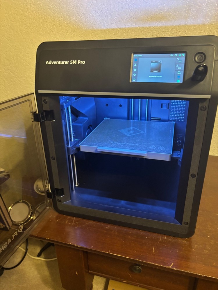 Flashforge Adventurer 5m Pro Self leveling Rarely Used