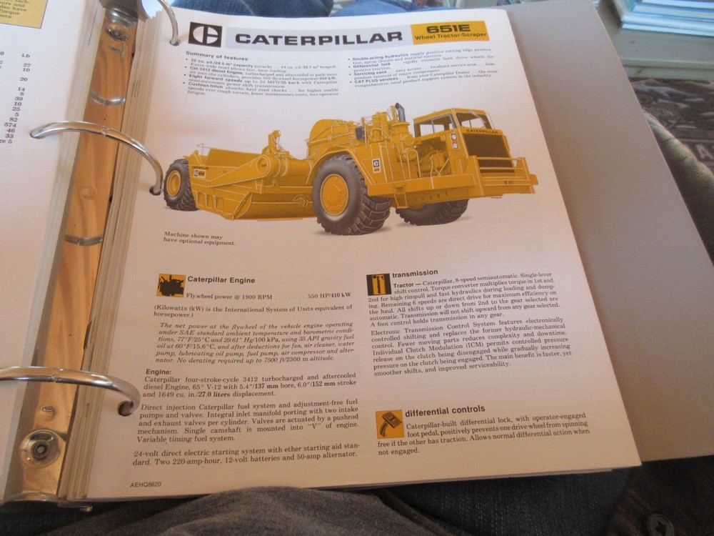 Caterpillar 651E Wheel Tractor Scraper Brochure 4 page