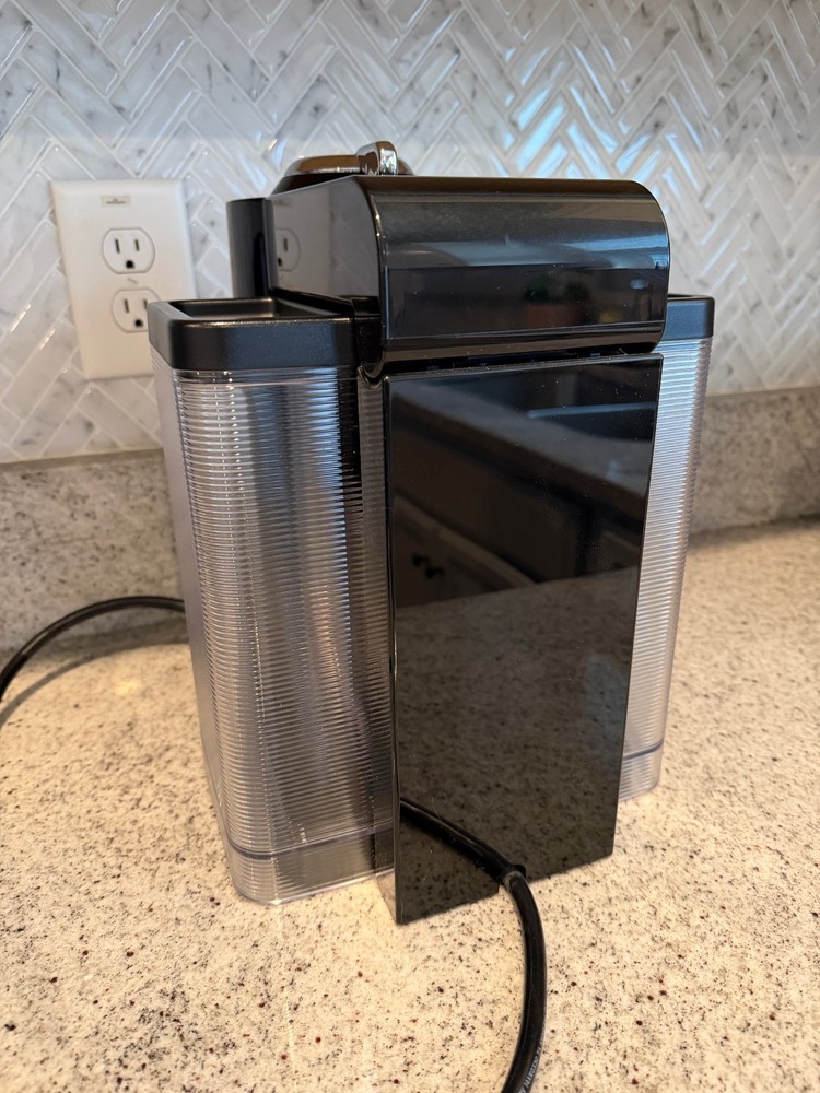 Nespresso Vertuo Evoluo Espresso Coffee Maker, Black, USED