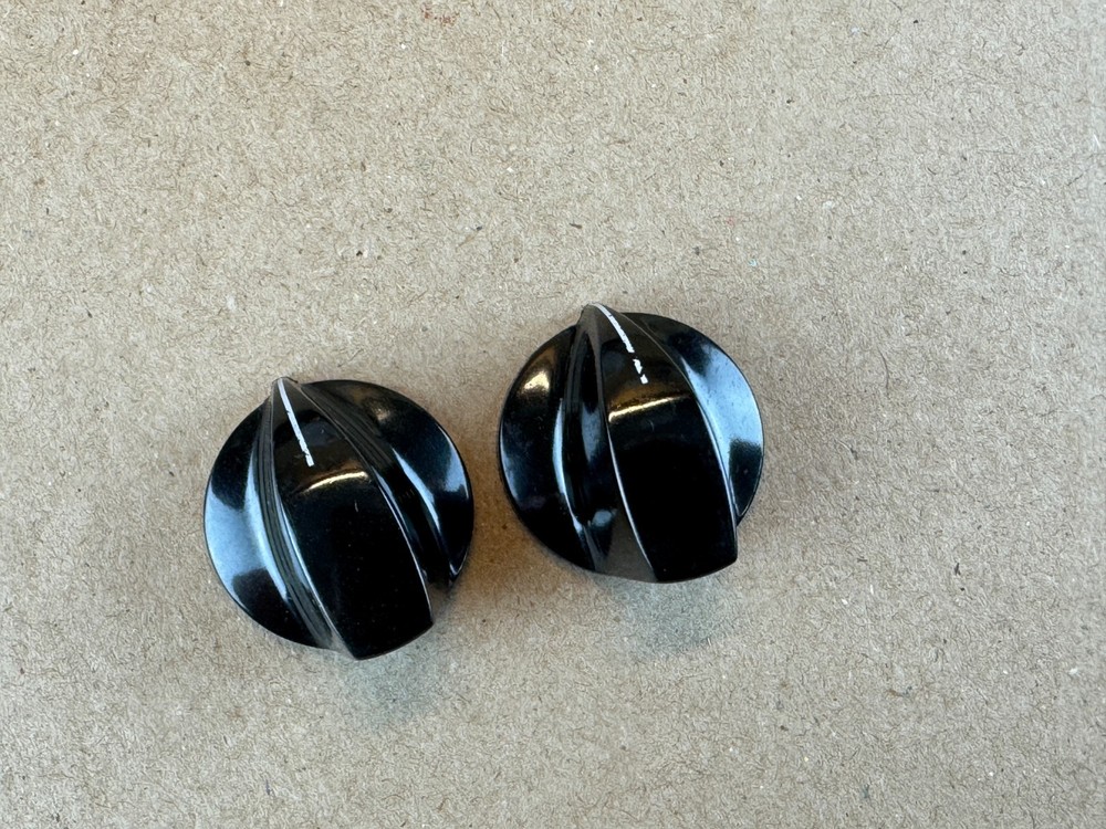2 New 1.125" Daka-Ware Streamlined Black Pointer Knobs Ampeg Jet II (LIGHT WEAR)