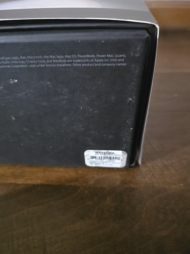 Apple Final Cut Studio 2 Editing Software Complete with Manuals