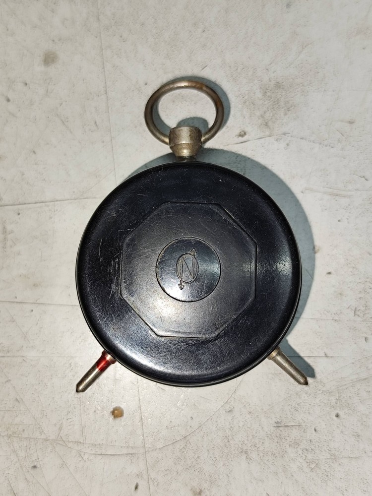 vintage voltmeter NEUBERGER