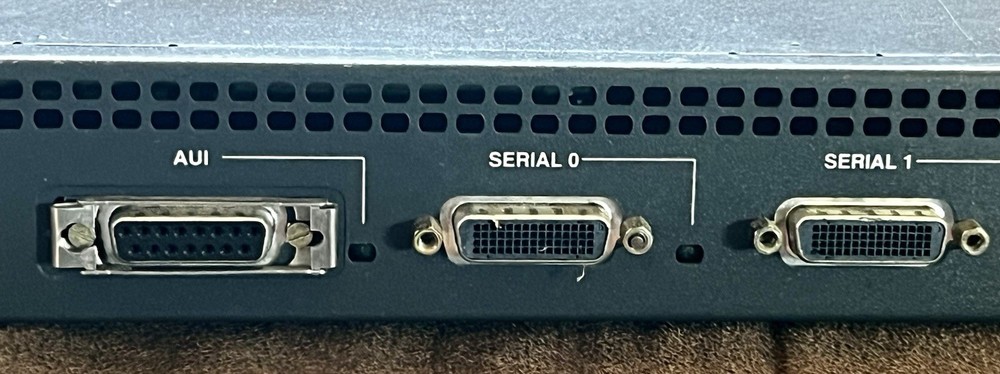 Cisco Systems 2500 SERIES 2501 Legacy Router l👀k