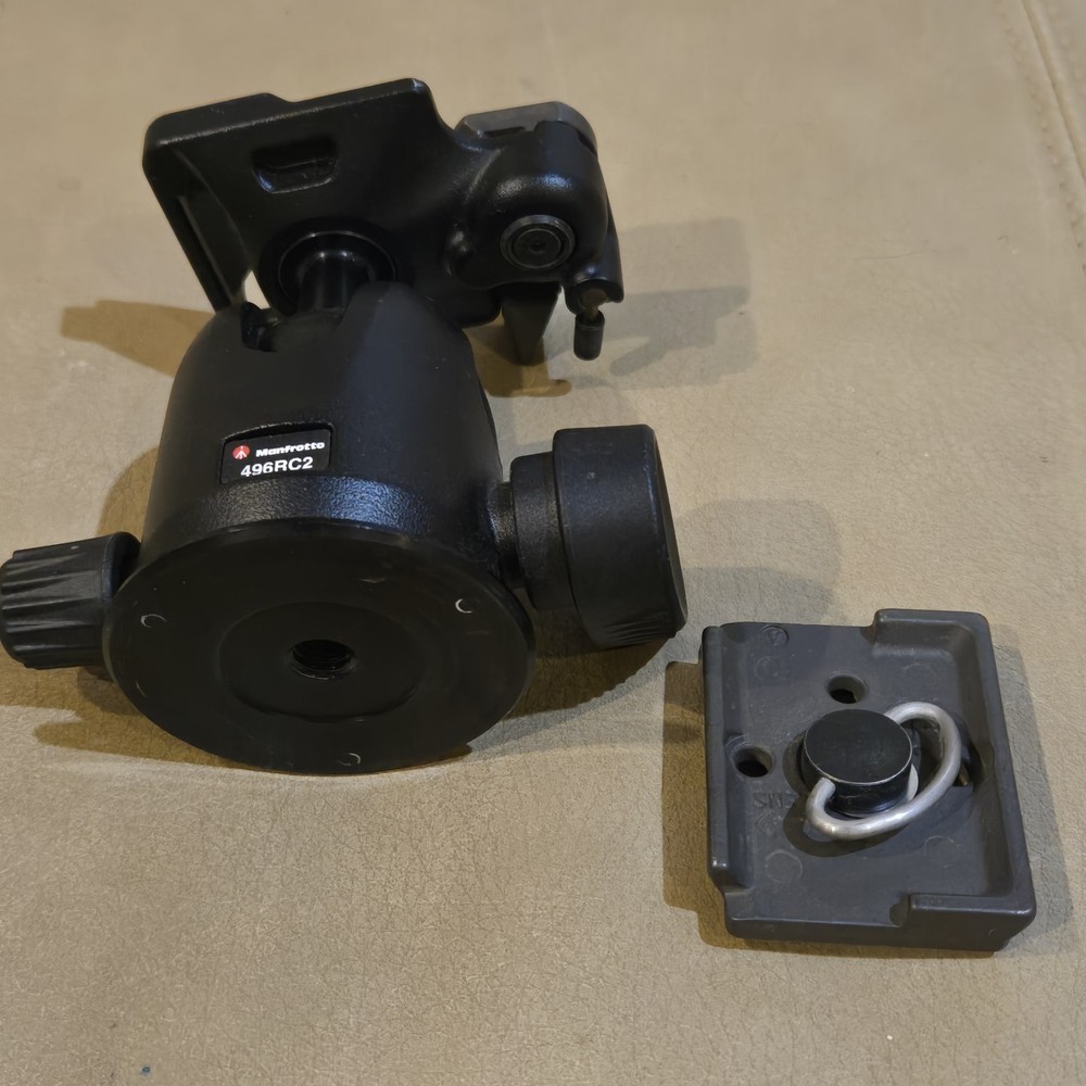 Manfrotto 496RC2 Compact Ball Head with Quick Release Plate