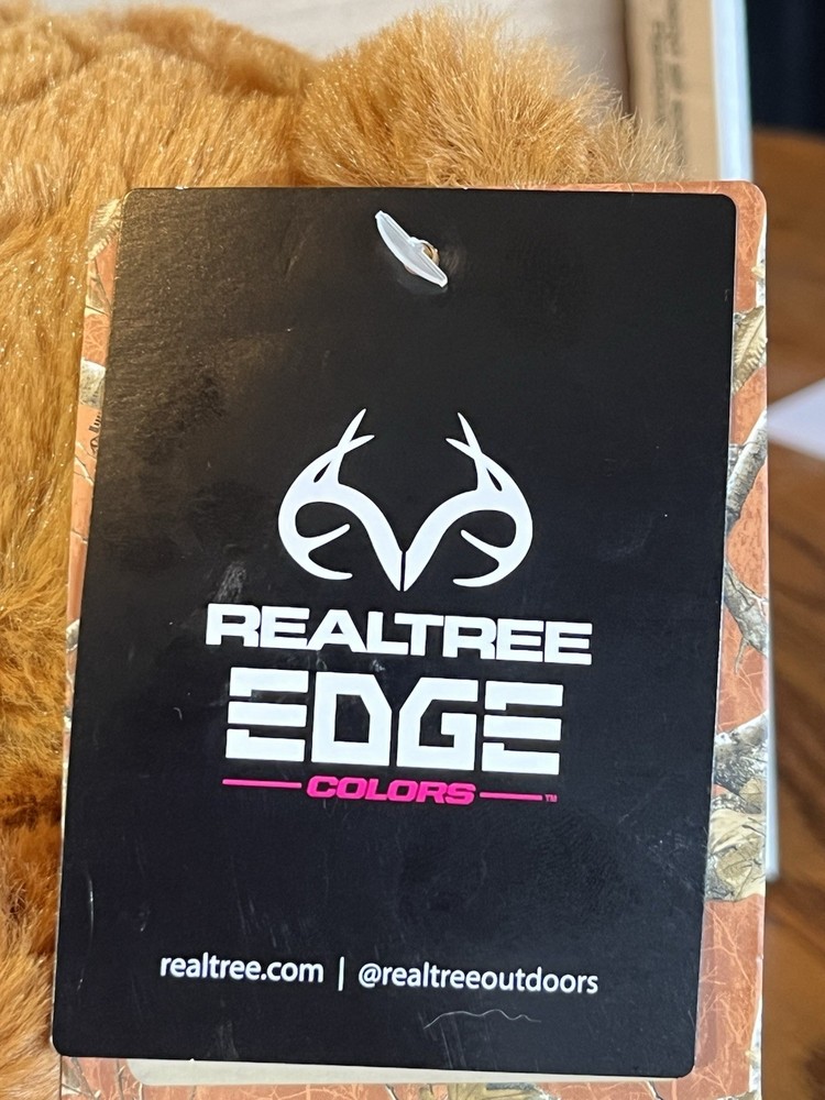 Realtree Edge Plush Bear & Camouflage Throw Set