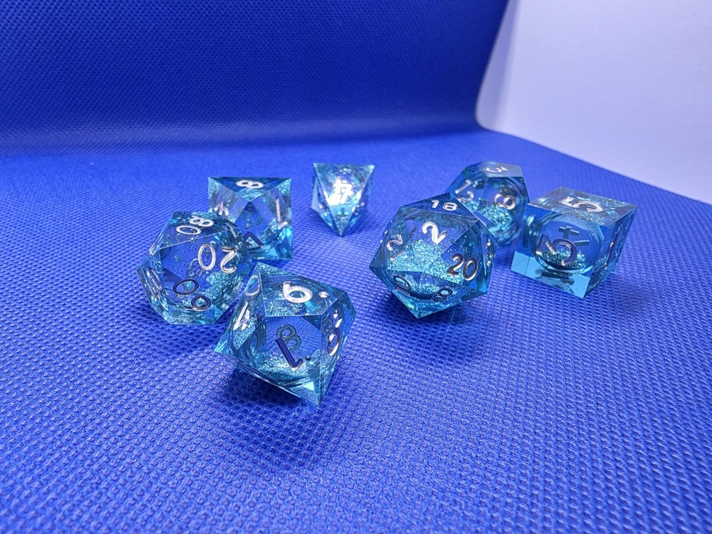 Crystal Blue Liquid Core Dice Set – 7pc Polyhedral Glitter Dice for DnD & TTRPGs