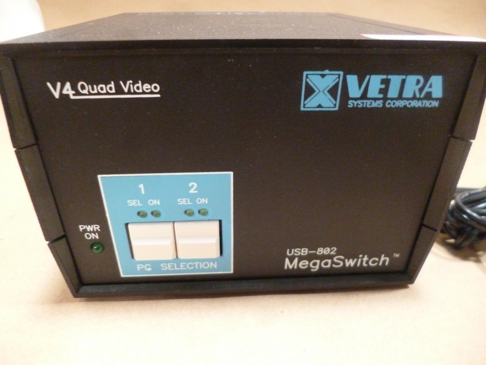 Vetra USB-802-IN2D4-DE 2 port USB DVI quad-head KVM switch W/ front panel