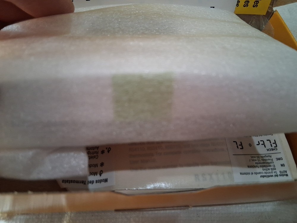 Robertshaw RS4110 Thermostat