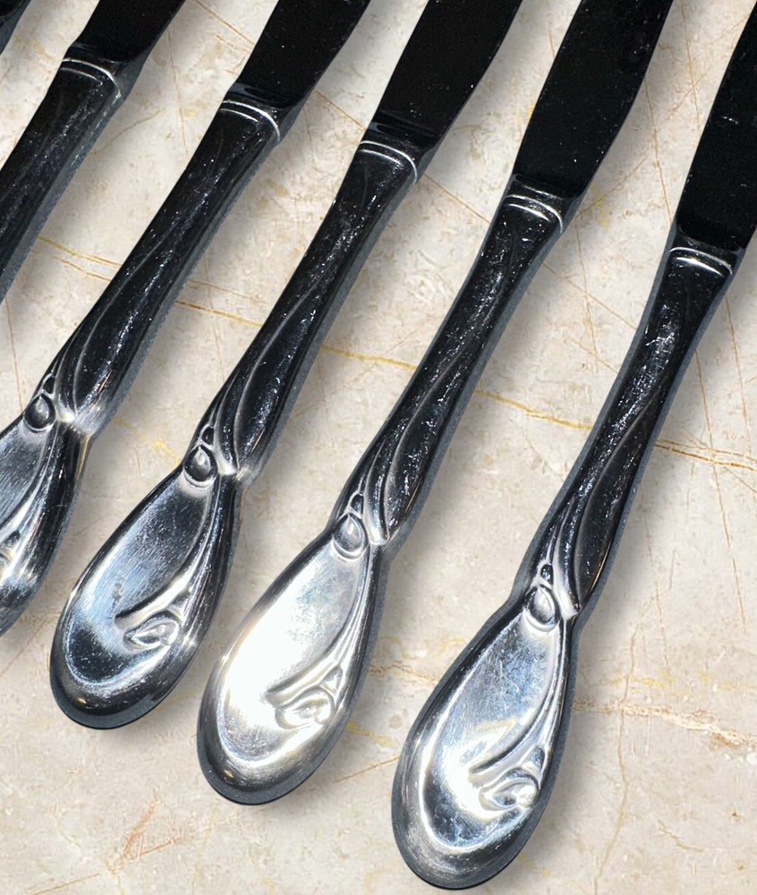 Oneida CALLA LILY complete stainless Knives