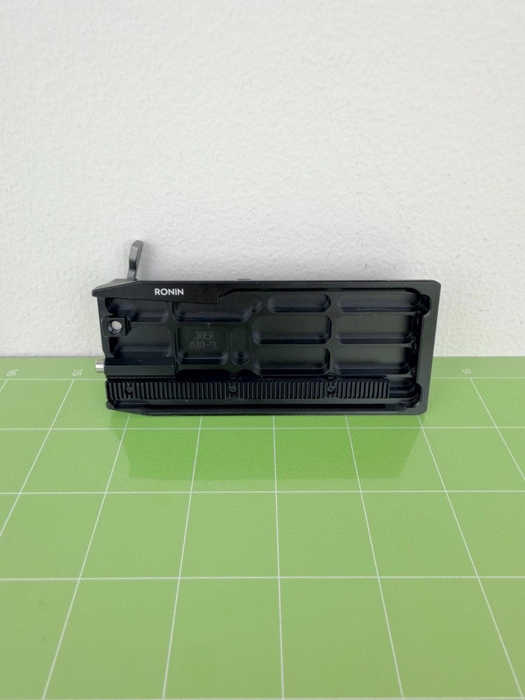 DJI RS Lower Quick-Release Plate (2024)