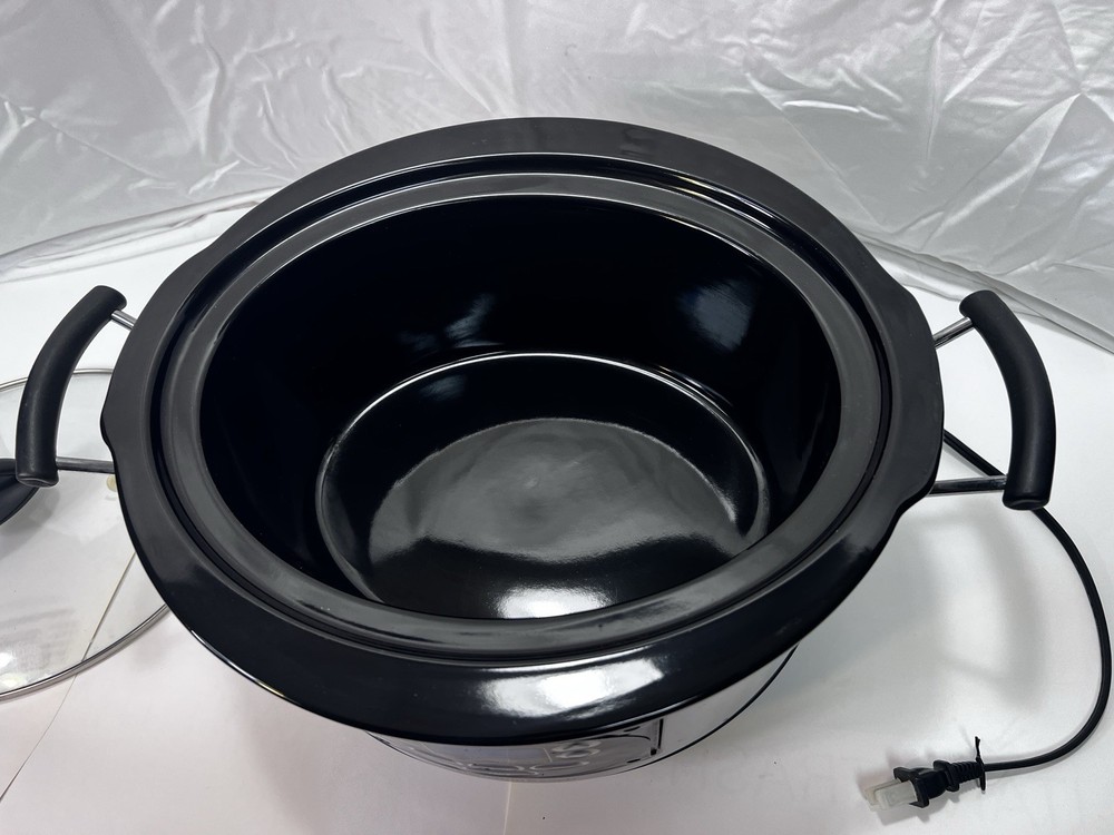 HAMILTON BEACH set & forget 6 QT programmable SLOW COOKER 33966