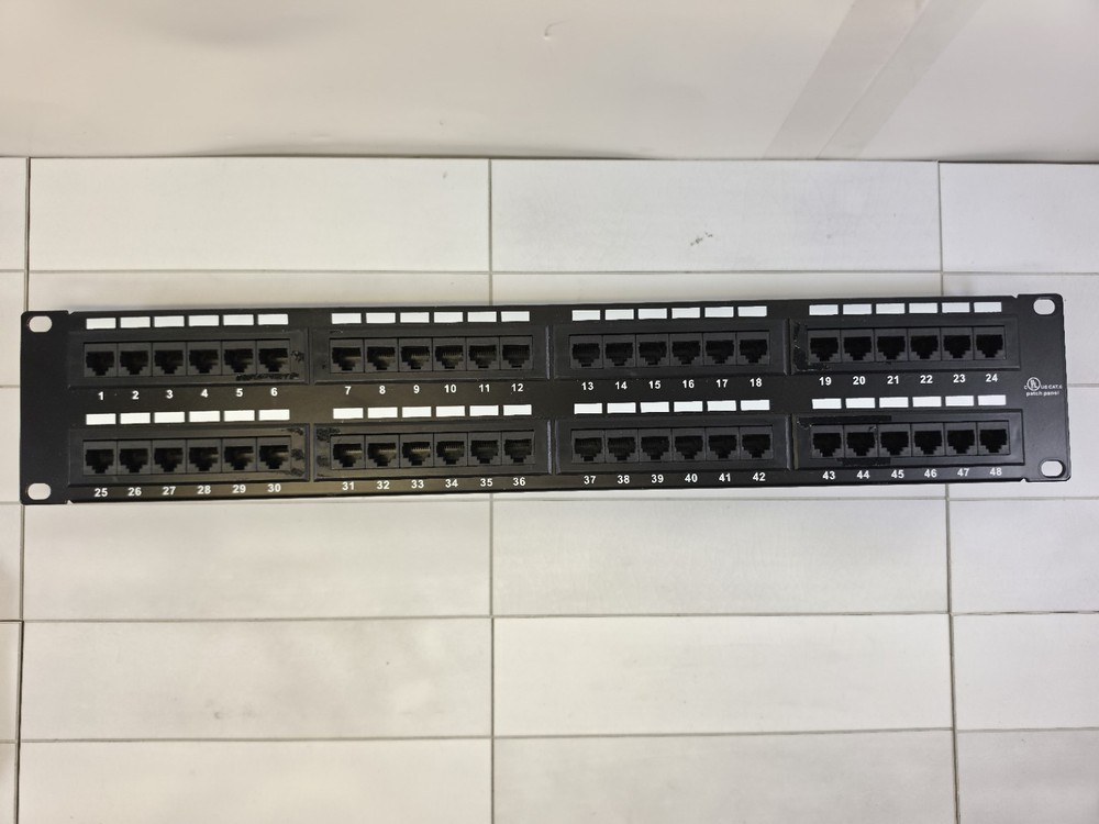 Monoprice 48-Port Cat6 110 Type 1U Rack Patch Panel