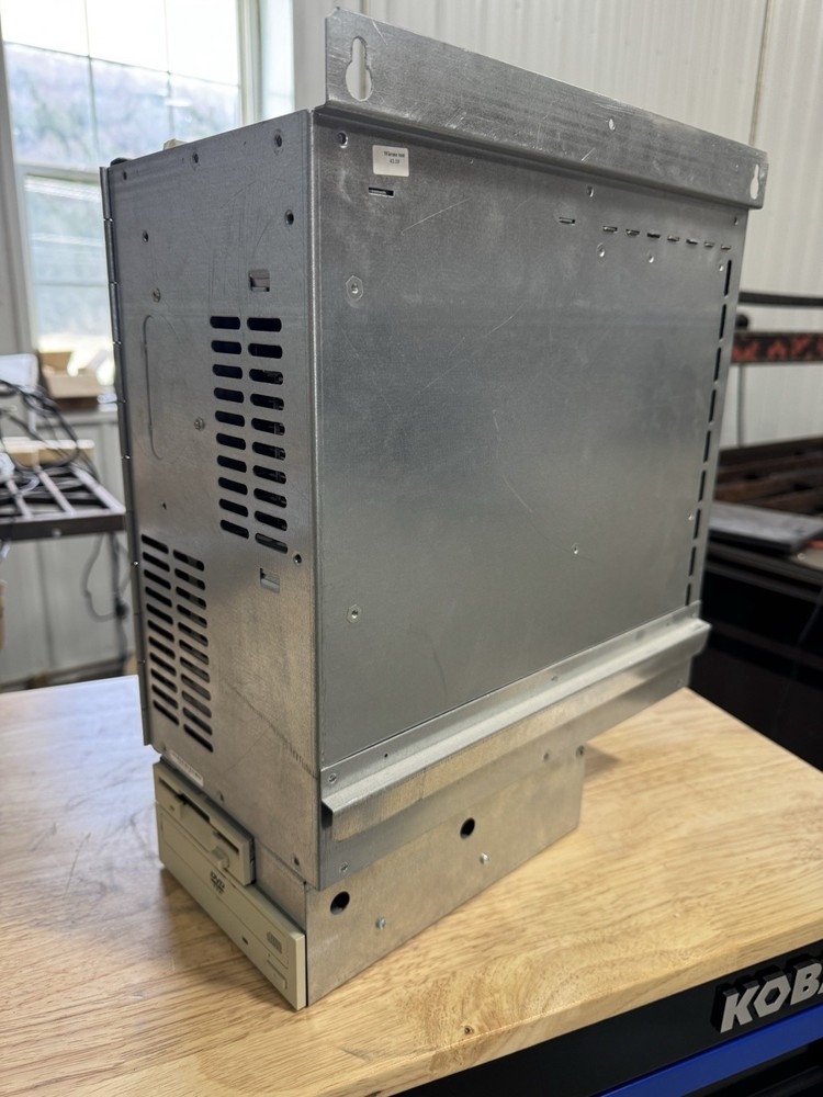 KUKA ROBOT CONTROLLER CPU - KPC ed05 - 133594 - 24V DC - Version 1
