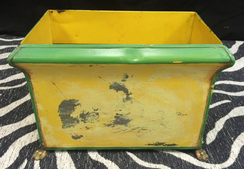 "Chinoiserie Tole Cachepot"