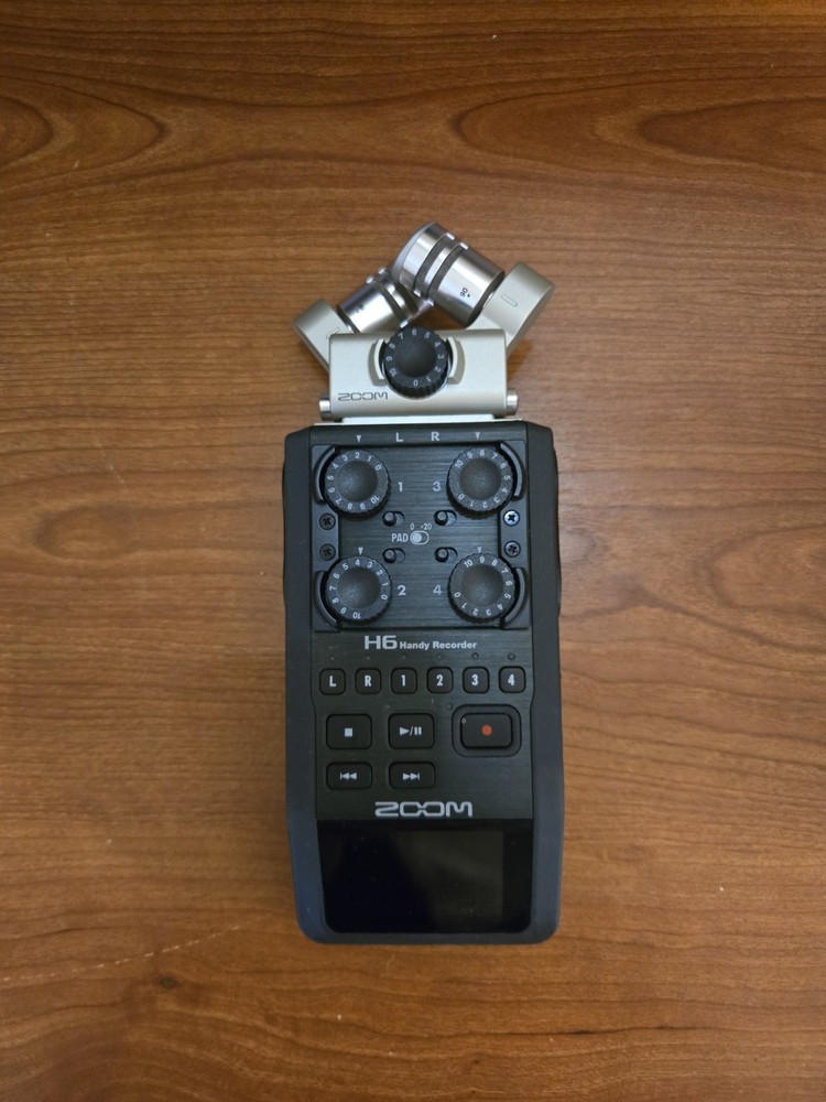 Zoom H6 Handy Digital Recorder with Interchangeable Microphone System
