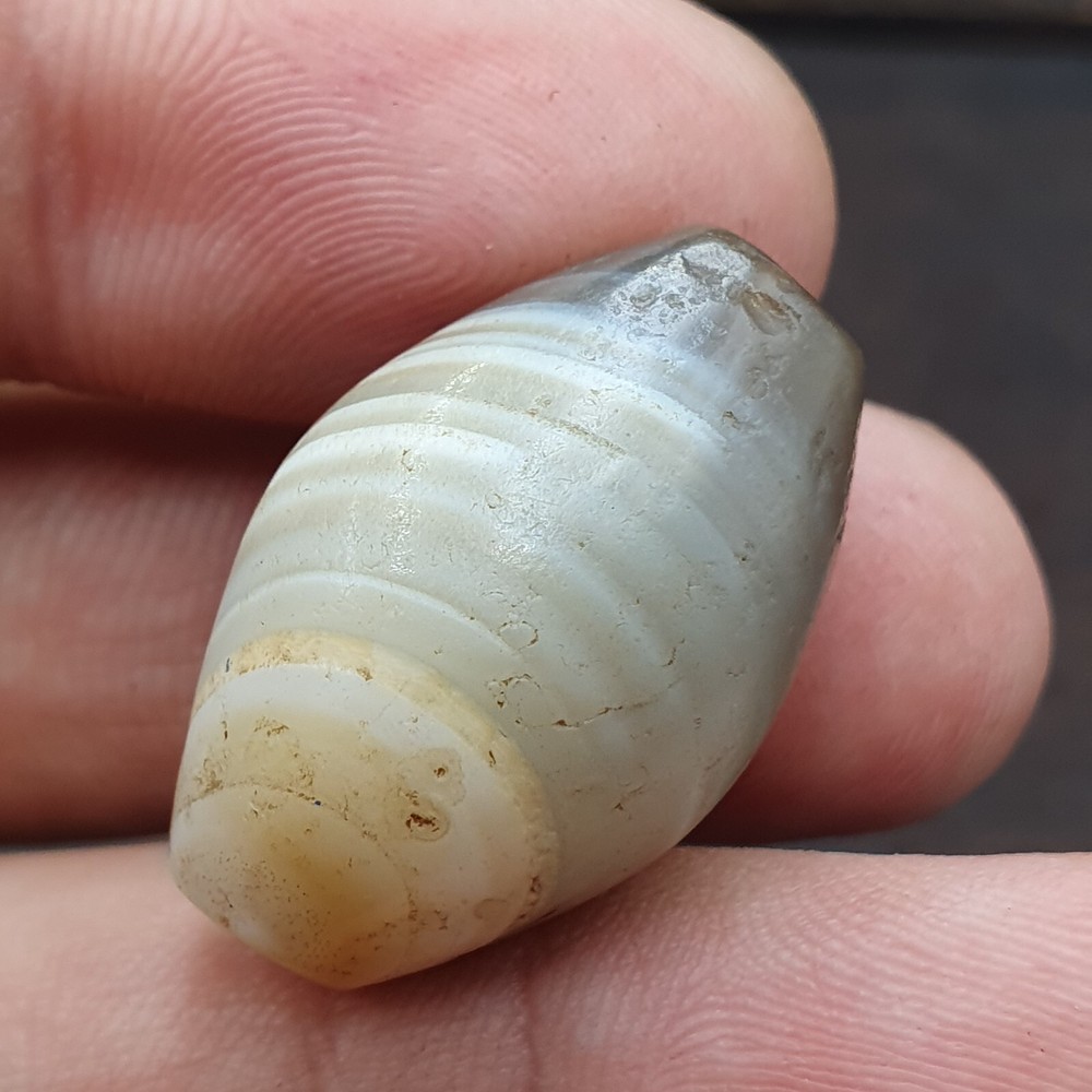 Natural Ancient Suleimani Agate Bead with Unique Eye Pattern