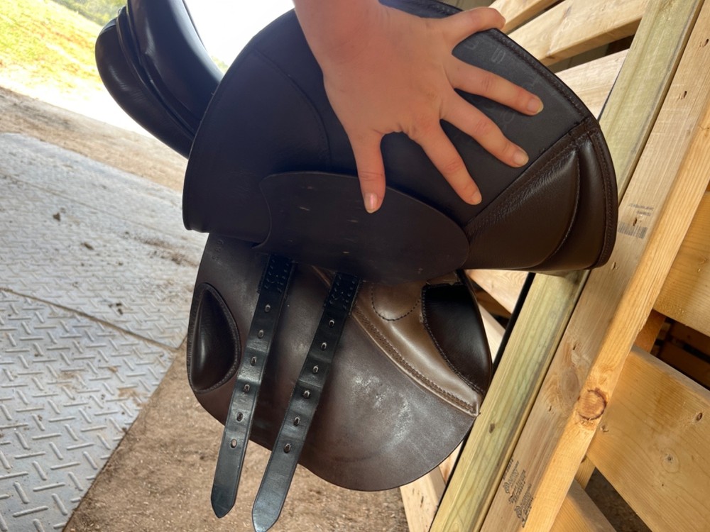 Stübben Genesis Split Tree English Jumping Saddle