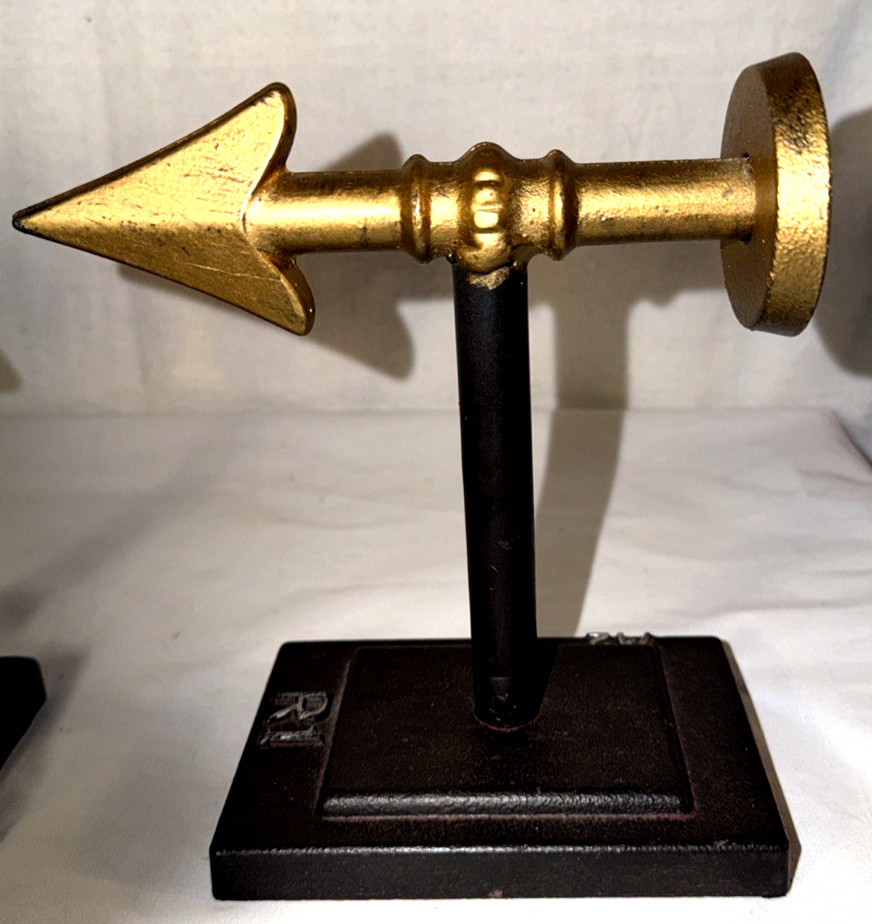 Cast Iron Metal Arrow Bookends Black/Gold
