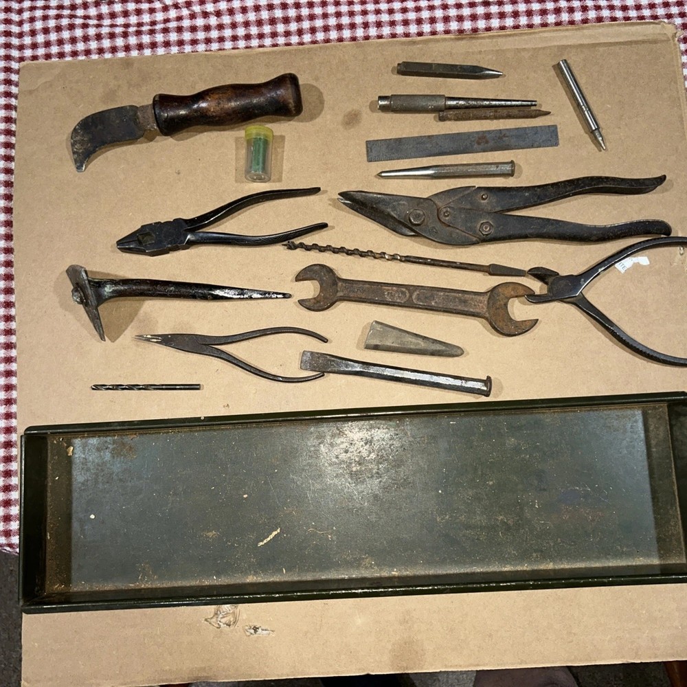 Vintage union tool chest full of tools